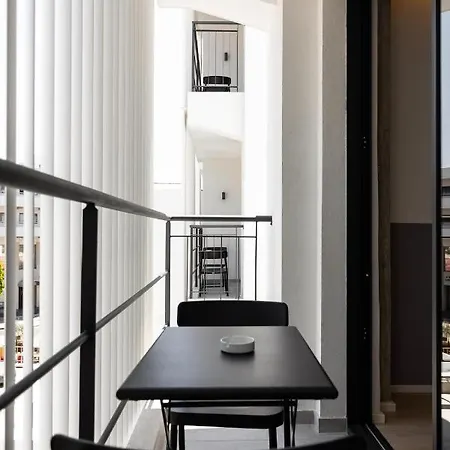Alinea Urban Saripolou Square 5* ليماسول