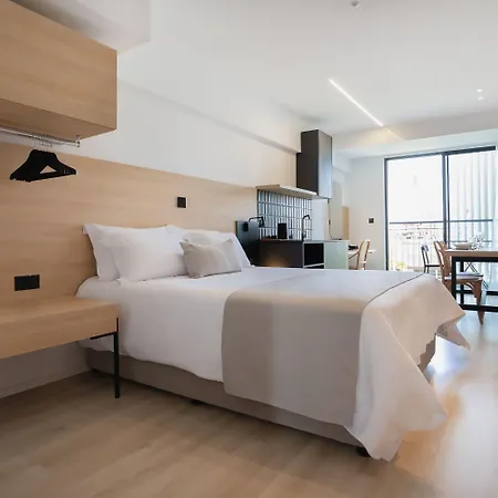 아파트호텔 Alinea Urban Saripolou Square