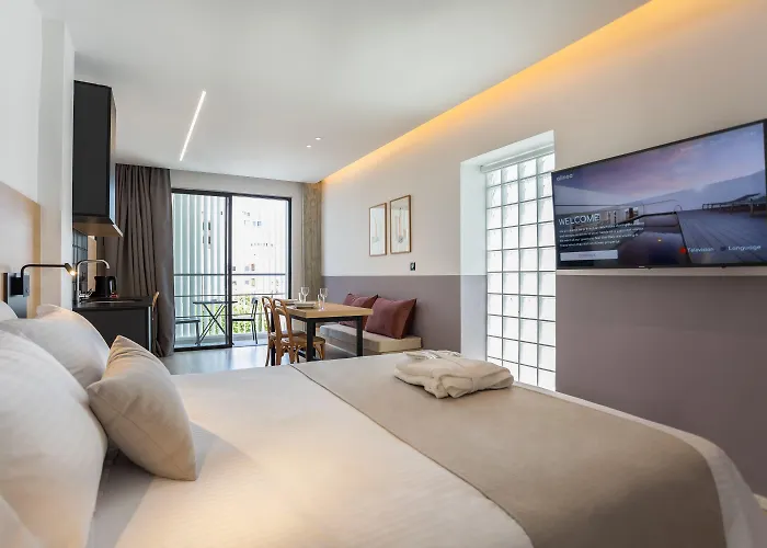 Alinea Urban Saripolou Square Apartahotel